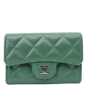 Chanel  CC Flap Quilted Lambskin Leather Card Holder Wallet Green